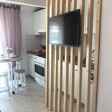 Lovely Studio Rooftop Nest * Thessaloniki